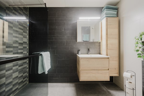 Medium property photo - Koningin Beatrixplein 25, 3201 CG Spijkenisse